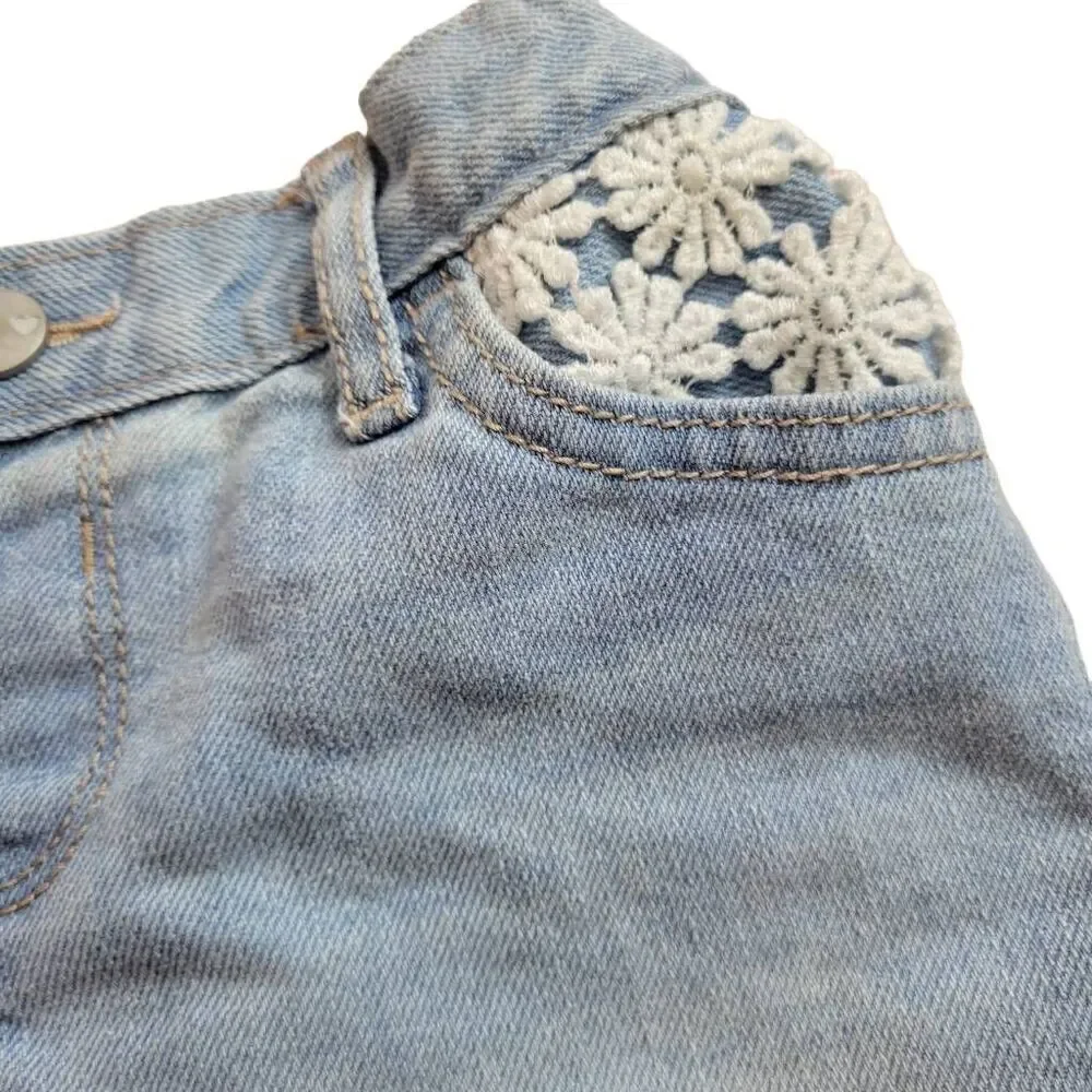 Children's Place shorts lace trim 3T